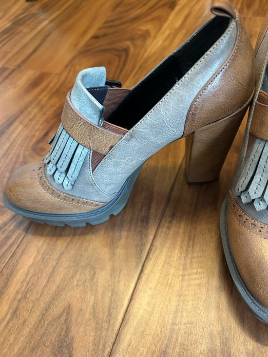Bata Shoes - Fringed Two-Tone Brown and Gray Block Heel Loafers